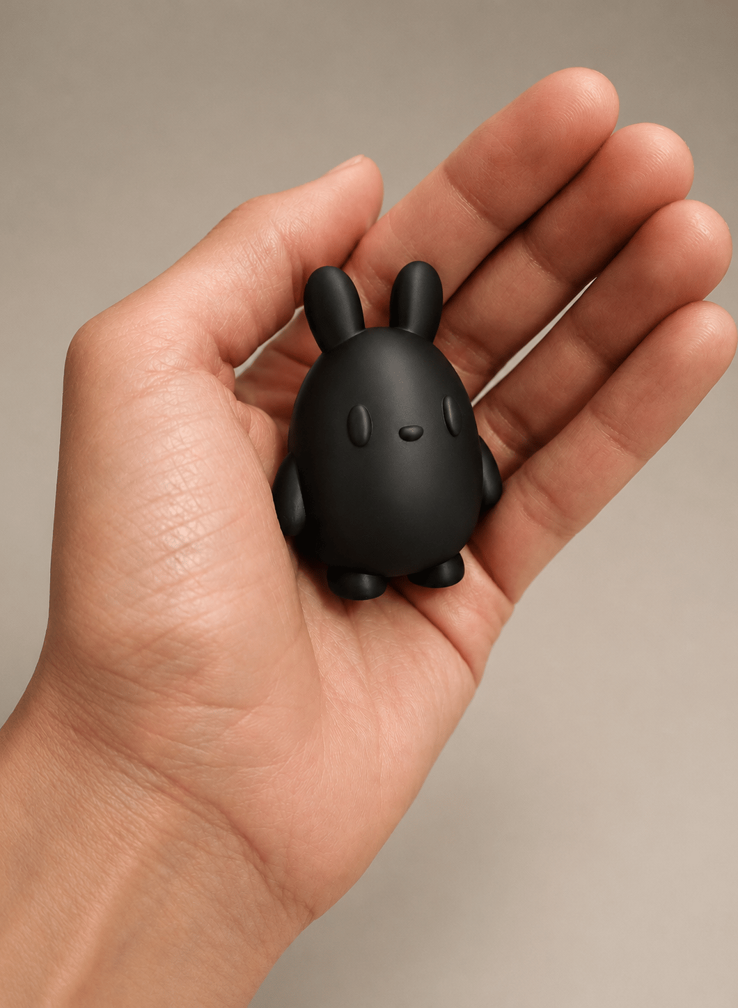 R.Toys - The Ultimate App for the Designer Toys Industry | Uniting